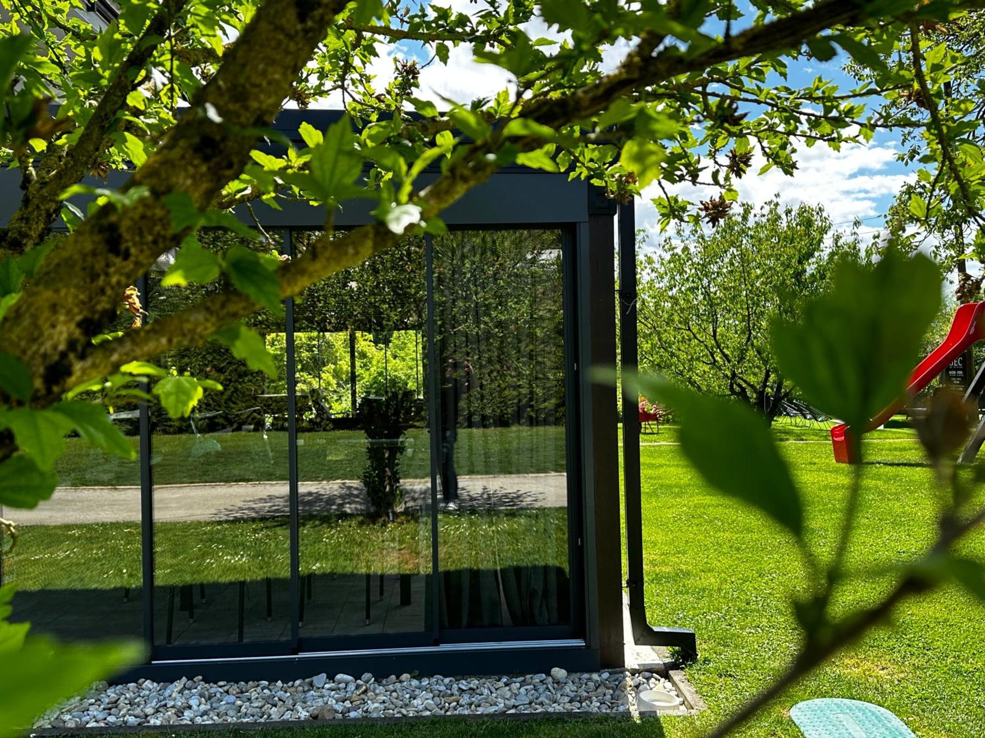 Gec Hotel Zapresic Exterior photo